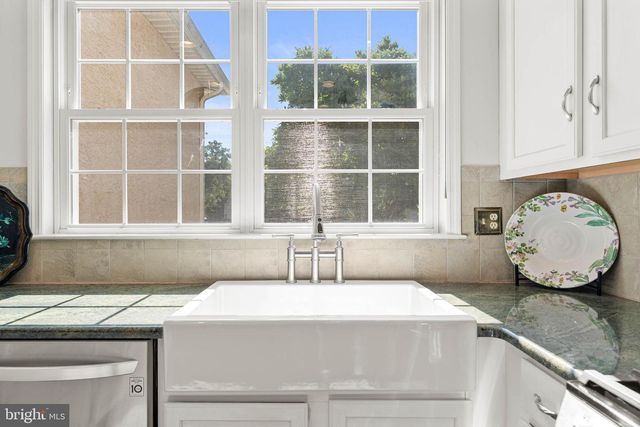 401 TAMWORTH CT, Blue Bell, PA 19422