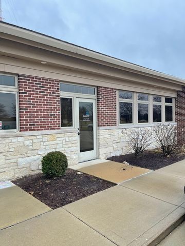 2704 Boulder Drive B, Urbana, IL 61802