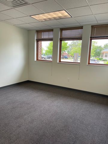 2704 Boulder Drive B, Urbana, IL 61802