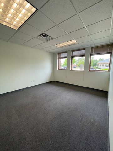 2704 Boulder Drive B, Urbana, IL 61802