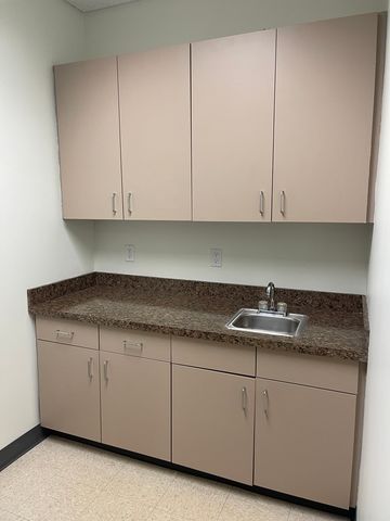 2704 Boulder Drive B, Urbana, IL 61802