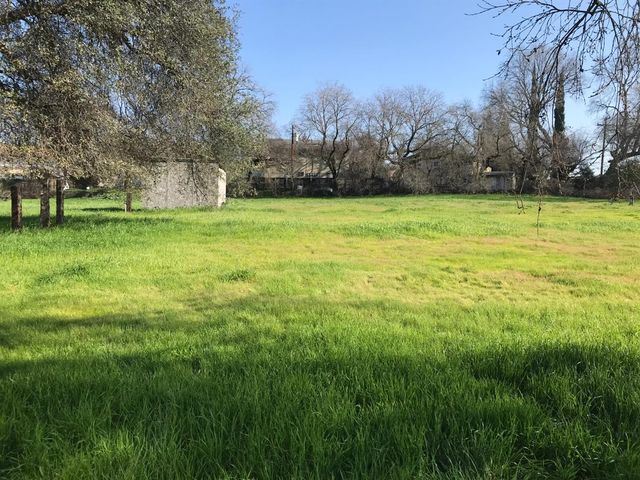 7828 Old Auburn Rd, Citrus Heights, CA 95610