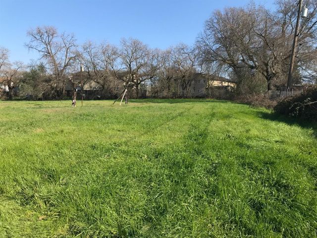 7828 Old Auburn Rd, Citrus Heights, CA 95610