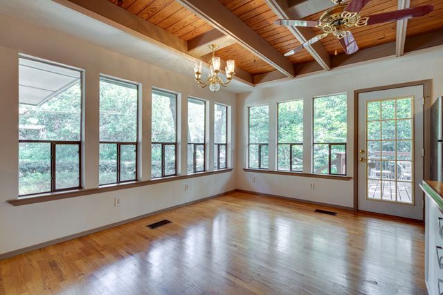 1301 Dublin Street, Grapevine, TX 76051