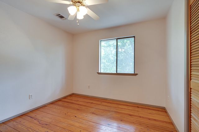 1301 Dublin Street, Grapevine, TX 76051