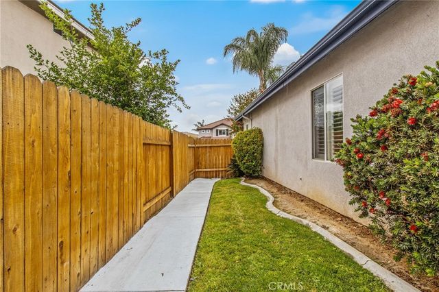 25276 Robinson Creek Lane, Menifee, CA 92584