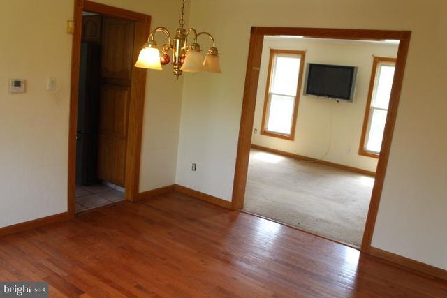 5 STONEHENGE DR, Medford, NJ 08055