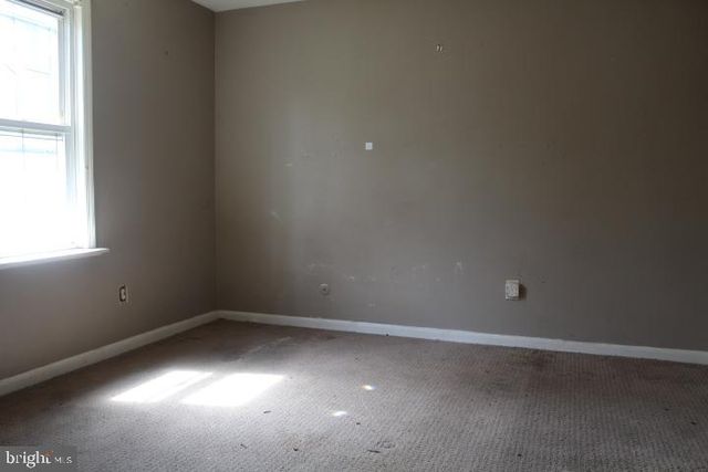 5 STONEHENGE DR, Medford, NJ 08055