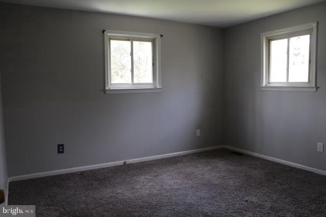 5 STONEHENGE DR, Medford, NJ 08055