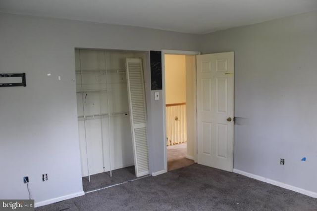 5 STONEHENGE DR, Medford, NJ 08055