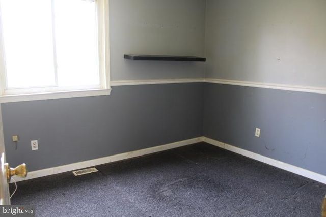 5 STONEHENGE DR, Medford, NJ 08055
