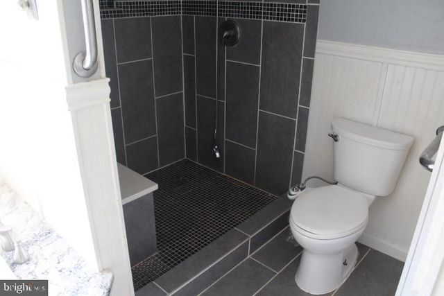 5 STONEHENGE DR, Medford, NJ 08055