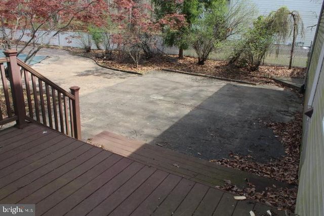 5 STONEHENGE DR, Medford, NJ 08055
