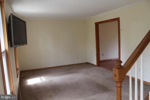5 STONEHENGE DR, Medford, NJ 08055