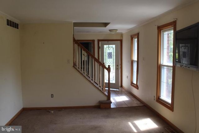 5 STONEHENGE DR, Medford, NJ 08055