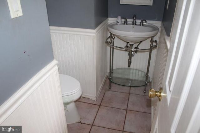 5 STONEHENGE DR, Medford, NJ 08055