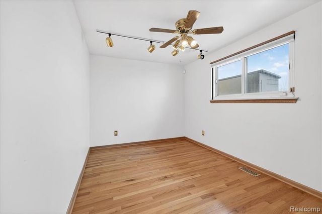 14923 Malcolm Street, Southgate, MI 48195