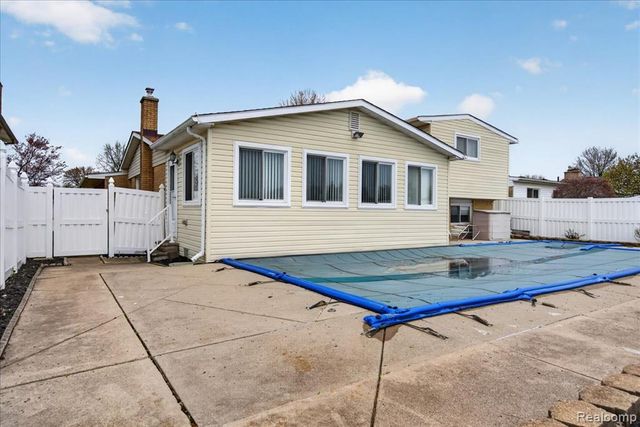 14923 Malcolm Street, Southgate, MI 48195