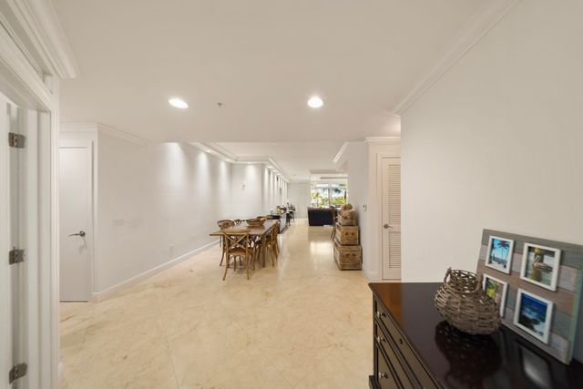 701 SE 21ST Avenue 302, Deerfield Beach, FL 33441