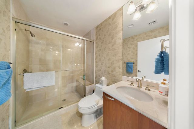 701 SE 21ST Avenue 302, Deerfield Beach, FL 33441