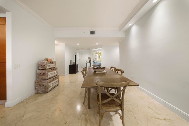 701 SE 21ST Avenue 302, Deerfield Beach, FL 33441