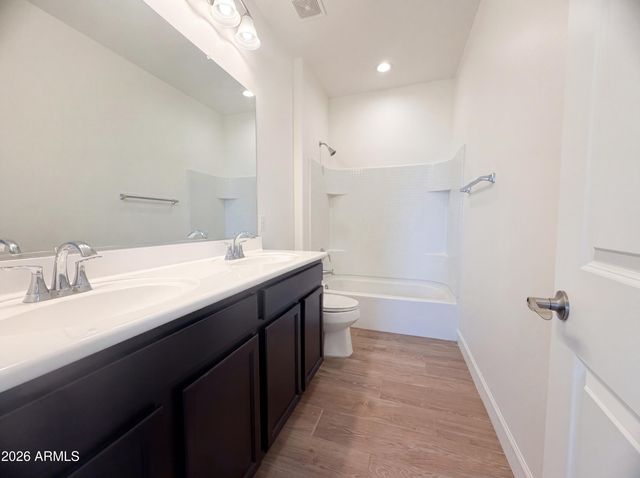 37647 N BENTGRASS Road, San Tan Valley, AZ 85140