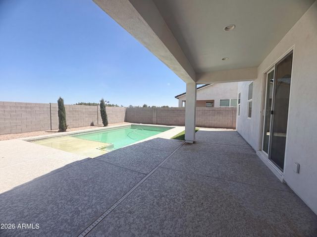 37647 N BENTGRASS Road, San Tan Valley, AZ 85140
