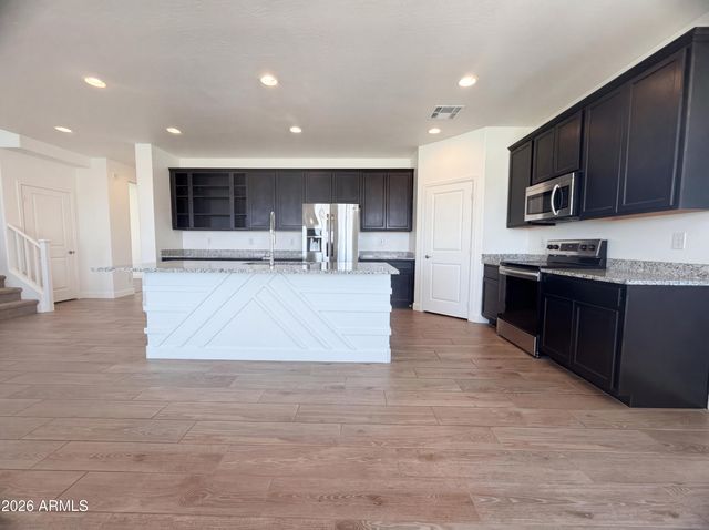 37647 N BENTGRASS Road, San Tan Valley, AZ 85140