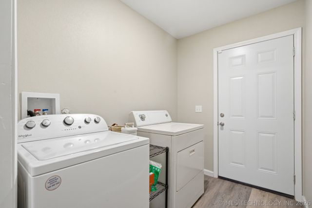 607 Valley Drive, Sand Springs, OK 74063