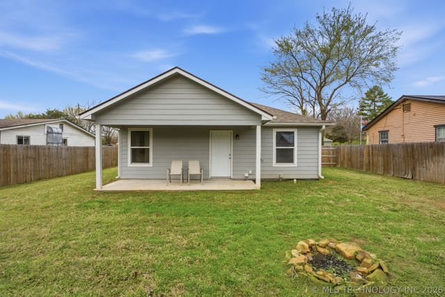 607 Valley Drive, Sand Springs, OK 74063
