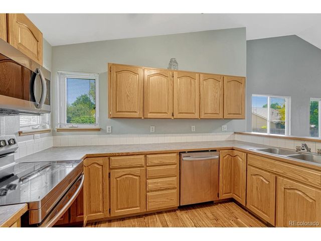 1112 Country Acres Ct, Johnstown, CO 80534