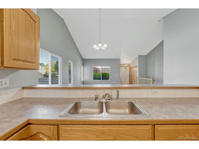 1112 Country Acres Ct, Johnstown, CO 80534