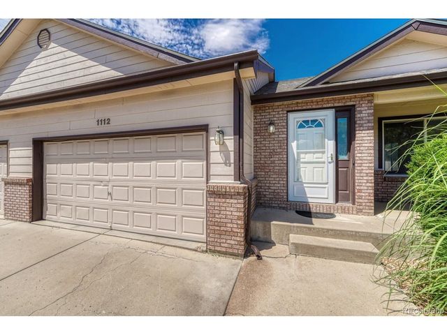 1112 Country Acres Ct, Johnstown, CO 80534