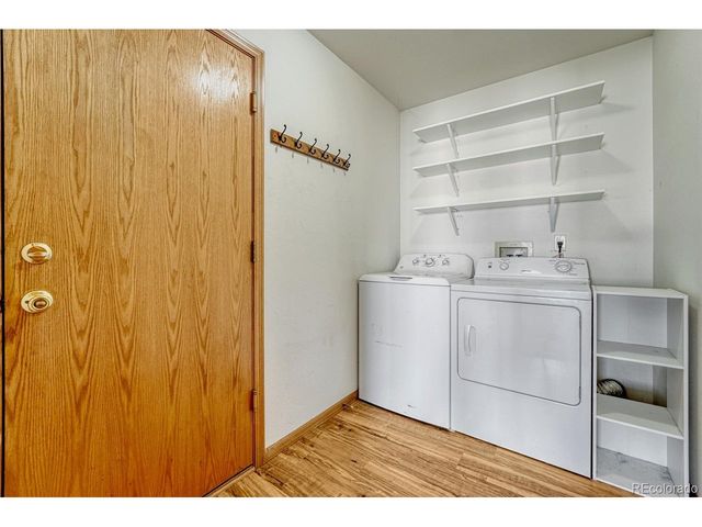 1112 Country Acres Ct, Johnstown, CO 80534