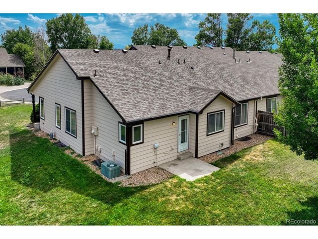 1112 Country Acres Ct, Johnstown, CO 80534