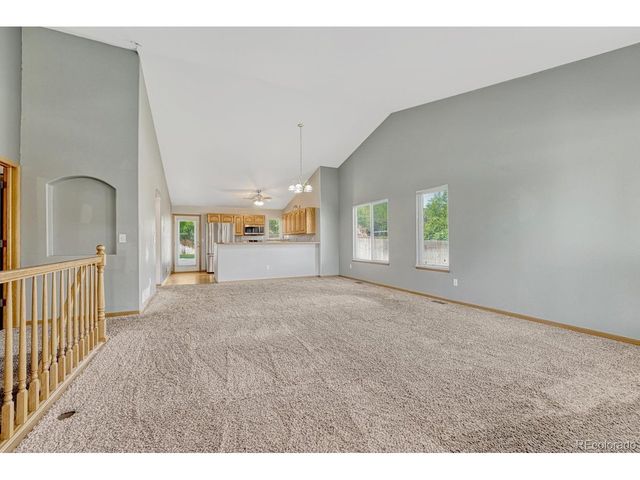 1112 Country Acres Ct, Johnstown, CO 80534
