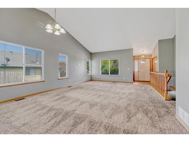 1112 Country Acres Ct, Johnstown, CO 80534