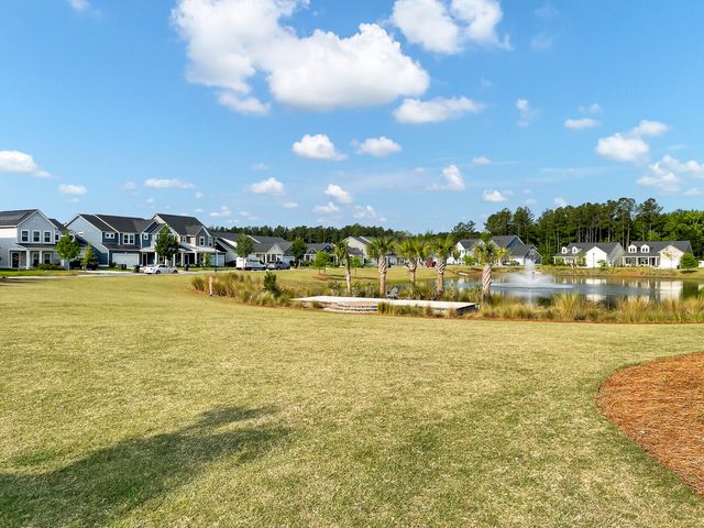 466 Woodgate Way, Summerville, SC 29485