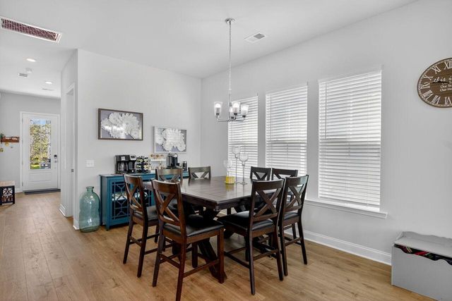 466 Woodgate Way, Summerville, SC 29485