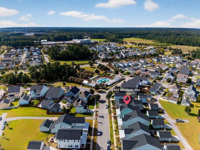 466 Woodgate Way, Summerville, SC 29485