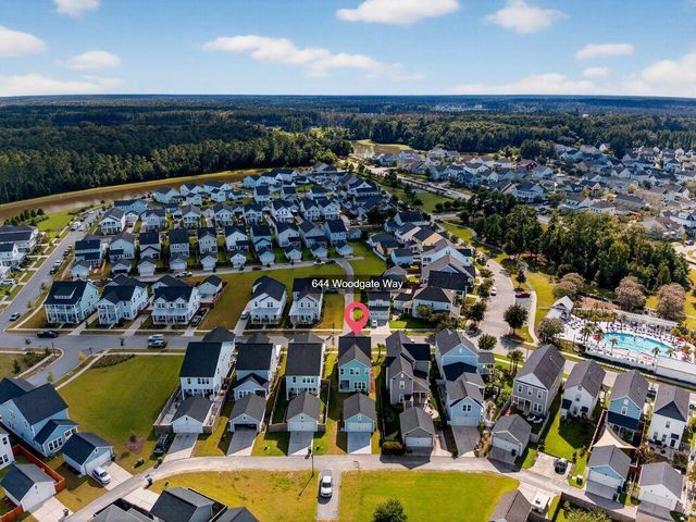 466 Woodgate Way, Summerville, SC 29485