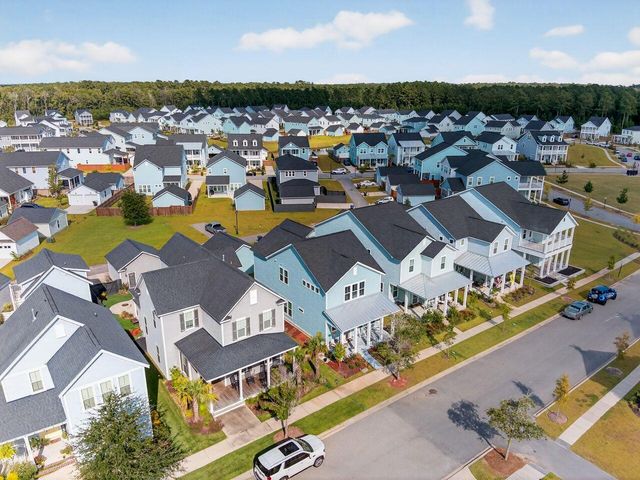 466 Woodgate Way, Summerville, SC 29485