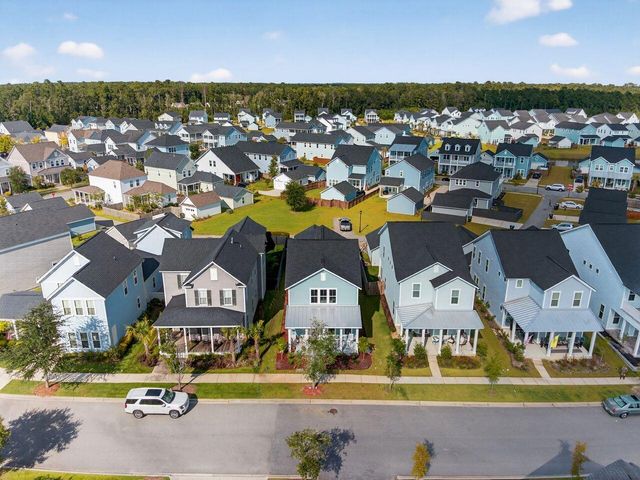 466 Woodgate Way, Summerville, SC 29485