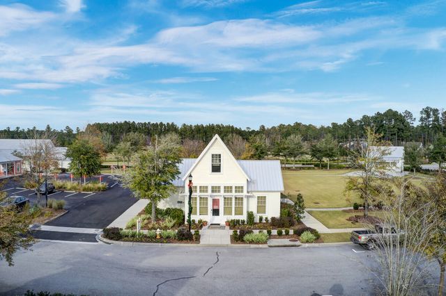 466 Woodgate Way, Summerville, SC 29485