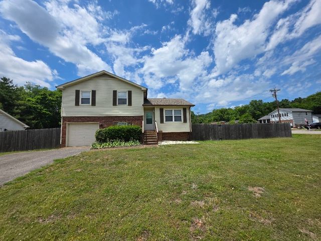 135 Grenadier Dr, Franklin, TN 37064