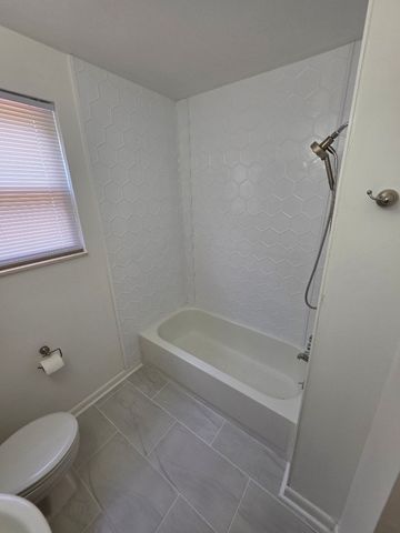 135 Grenadier Dr, Franklin, TN 37064