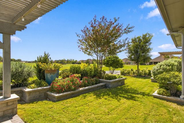 9701 Arkose Drive, Denton, TX 76207