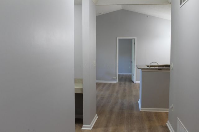 7774 Essex Gate Drive S, Dublin, OH 43016