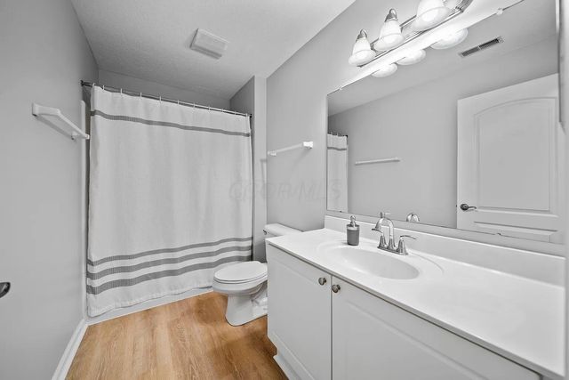 7774 Essex Gate Drive S, Dublin, OH 43016