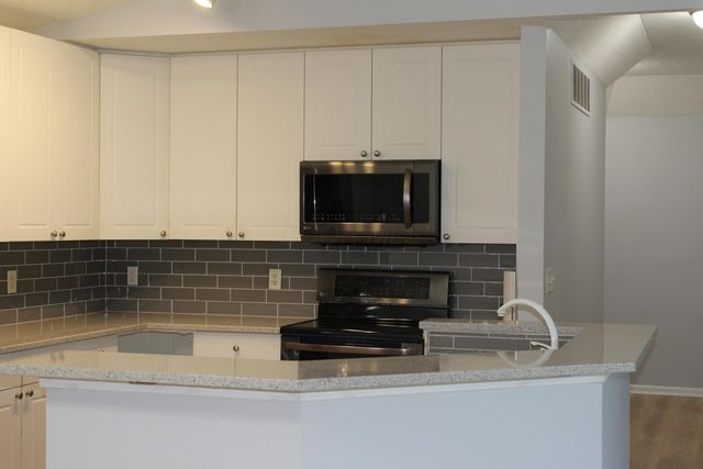 7774 Essex Gate Drive S, Dublin, OH 43016